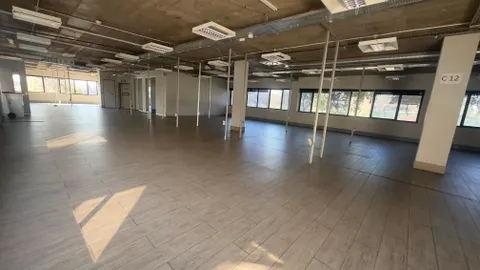 AMR Office Park, Concorde Road East, Bedfordview office space to let for rent 4074m² (22)